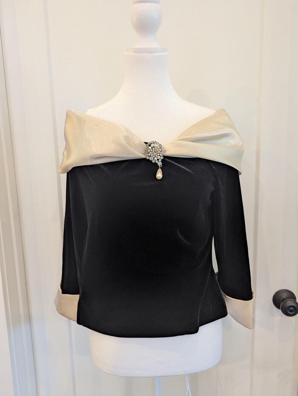 Cachet Vtg Sz14 Top Black Velvet White Satin Rhinestone Pearl Formal Cocktail